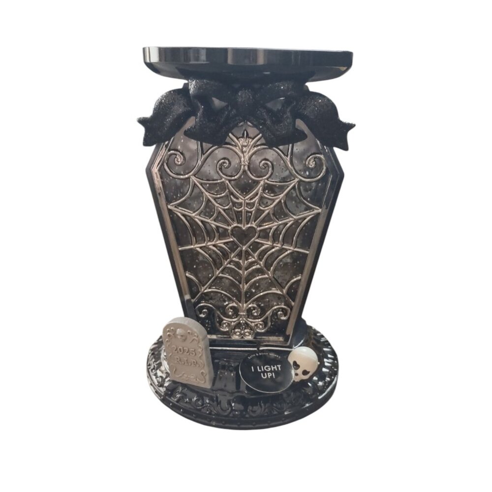 Bath and Body Works Light Up Coffin Waterglobe 3-wick Candle Holder 2025 NEW